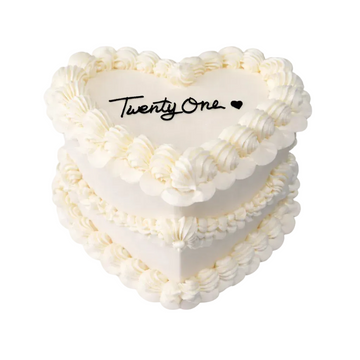HEART VINTAGE CAKE (Custom).
